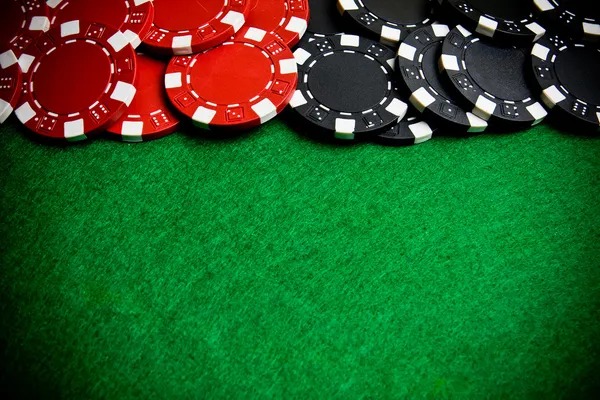 super177 mobile app interface showing live-dealer table and sportsbook menu on iPhone